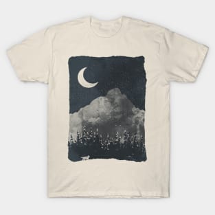 Winter Finds the Wolf... T-Shirt